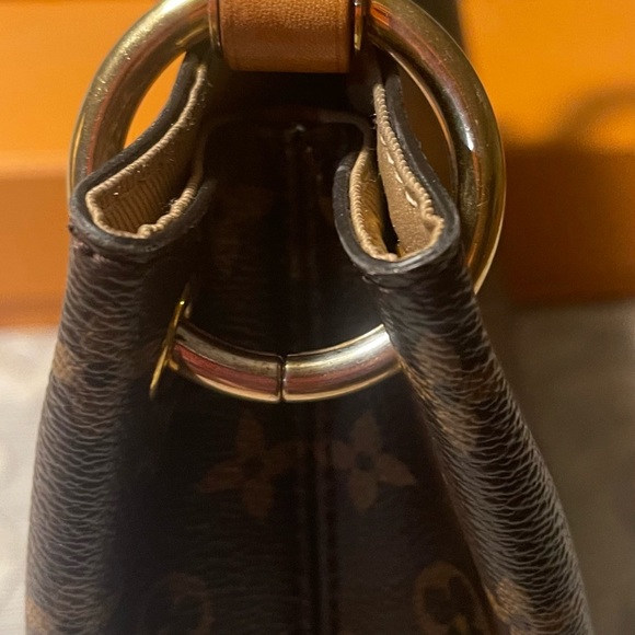 COPY - Louis Vuitton Graceful PM - Picture 7 of 12